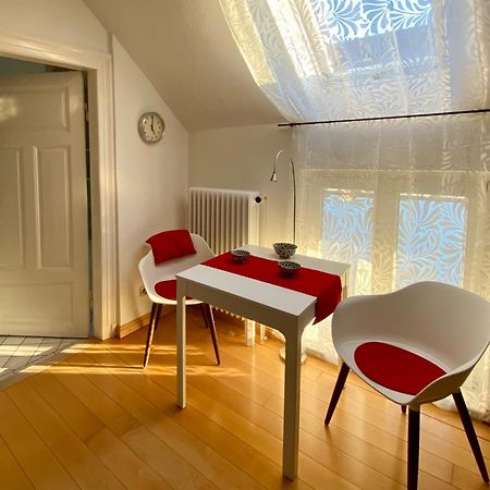 Ruhige Wohnung In Zentral Gelegener Gruenderzeitvilla Oldenburg Exterior foto